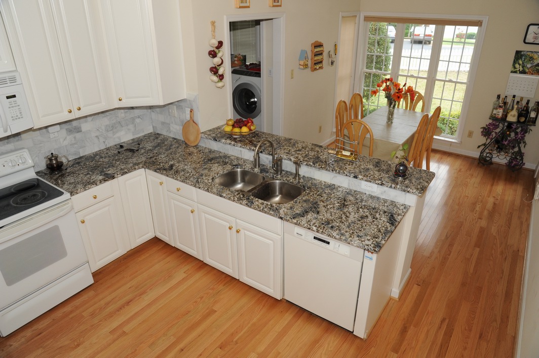 Granite Countertop Work Kitchen Premade Cabinets Wholesalers